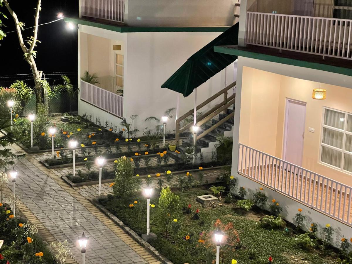 Jaldapara Forest Tourist Lodge Jftl Madari Hat Exterior photo