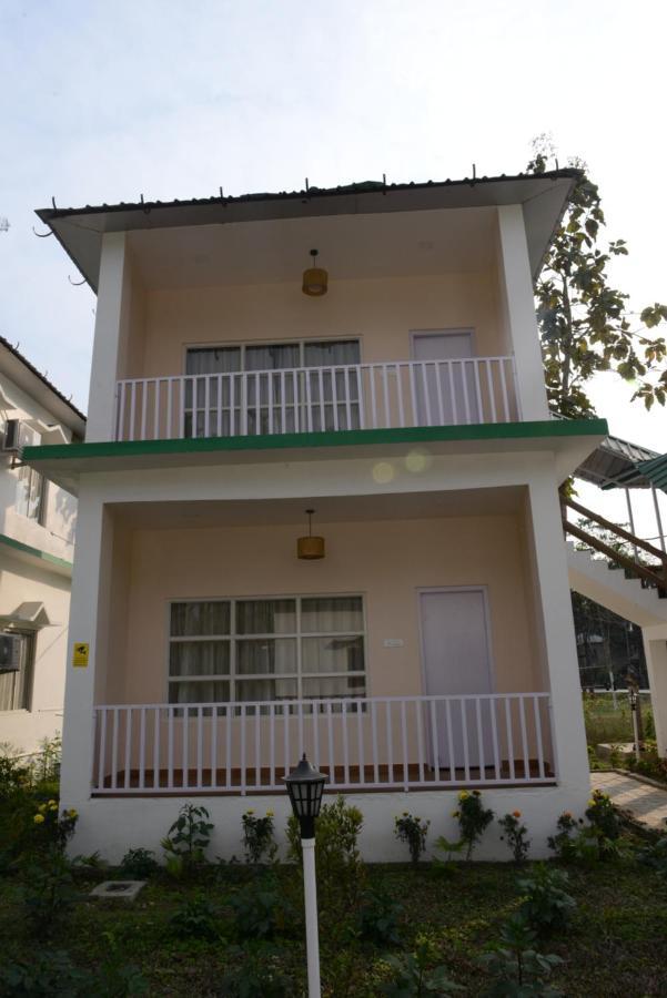 Jaldapara Forest Tourist Lodge Jftl Madari Hat Exterior photo